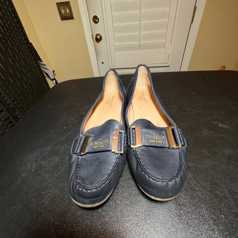 Kate Spade size 6 Collette leather navy flats